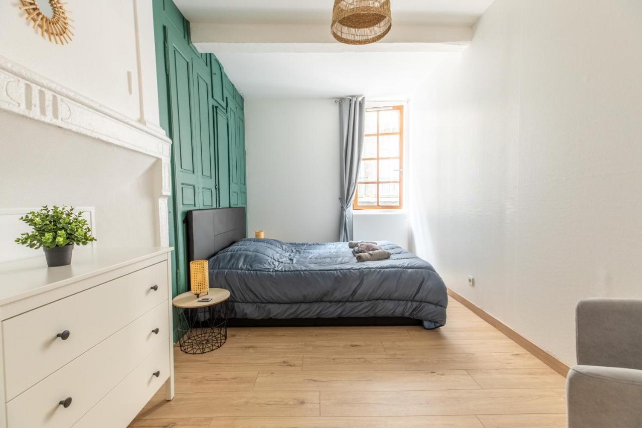 Le Double Pirou # 2 Appartements # Halte Auvergne Тьер Экстерьер фото